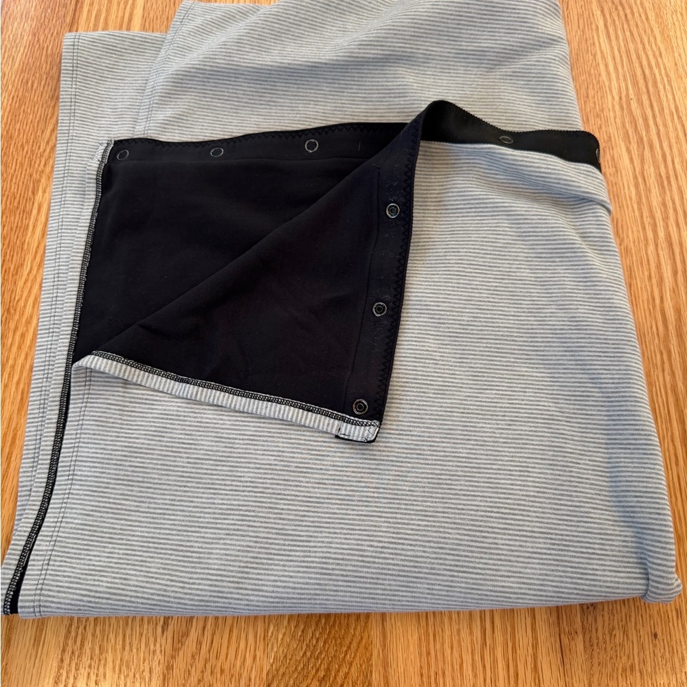 Lululemon Vinyasa Reversible Snap Infinity Scarf - Black & Gray Striped